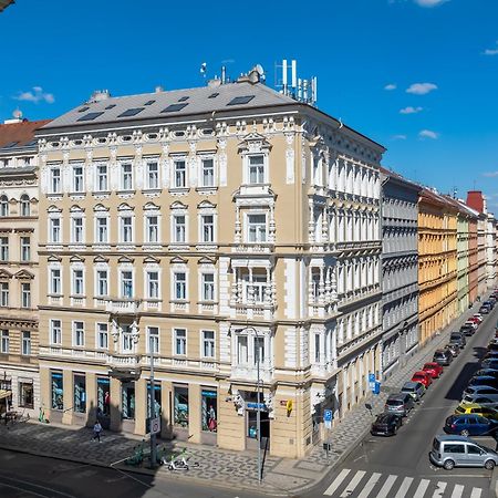 Royal Prague City Apartments Экстерьер фото