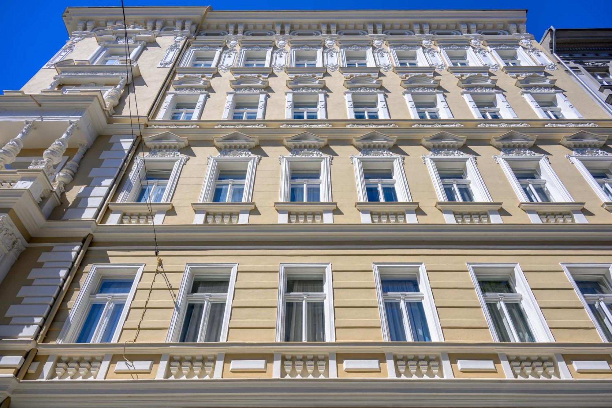 Royal Prague City Apartments Экстерьер фото
