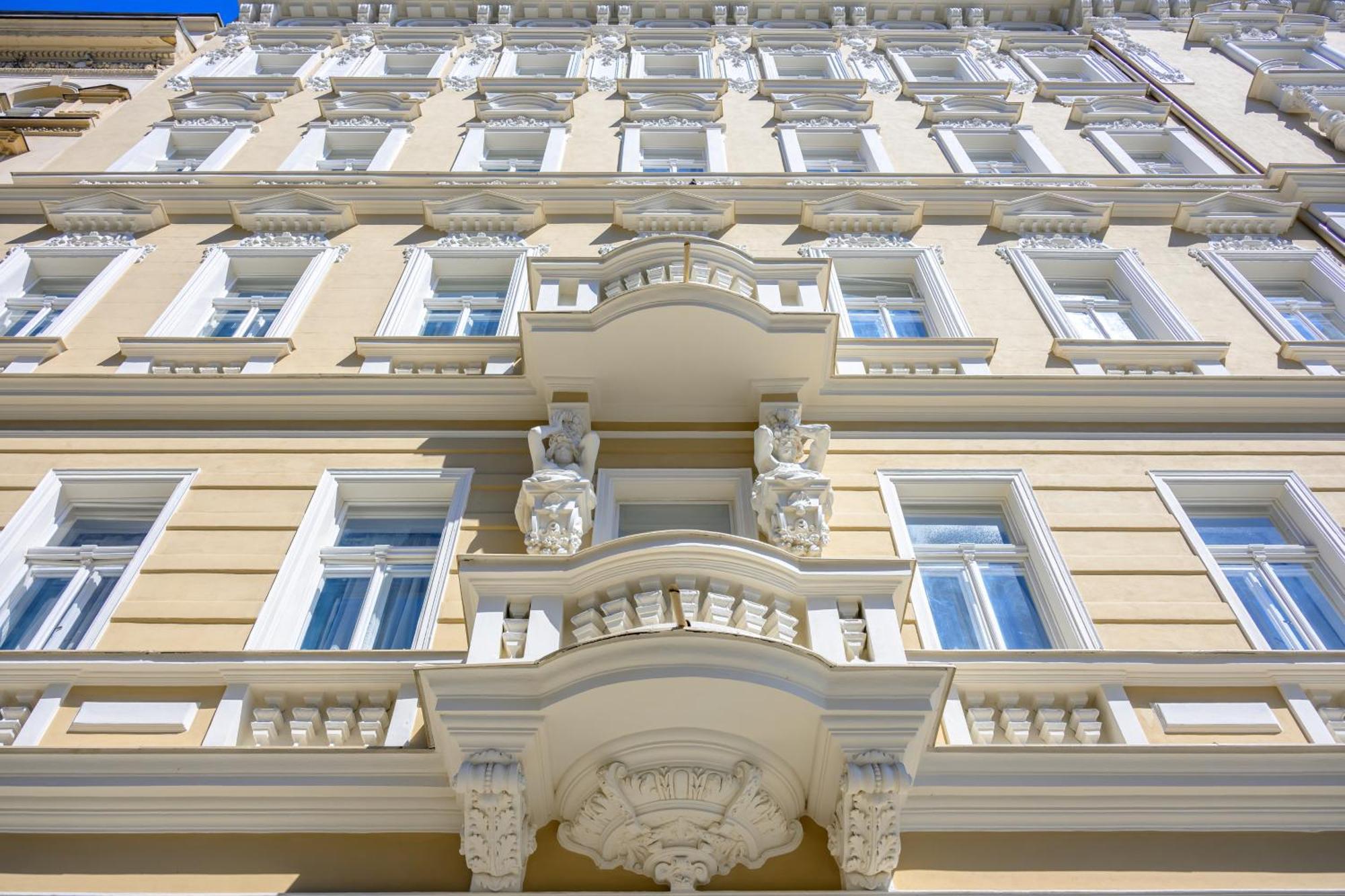 Royal Prague City Apartments Экстерьер фото
